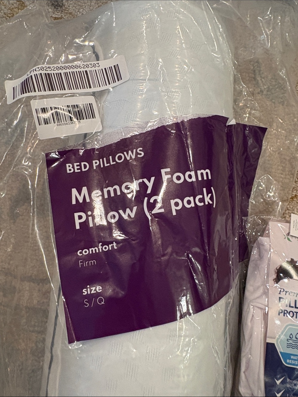 Wayfair  Memory Foam firm bed Pillow (1) White Hypoallergenic cover included